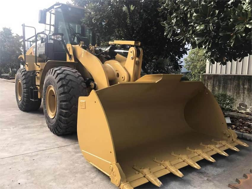 Second hand Ferguson bulldozer + bulk packing specifications